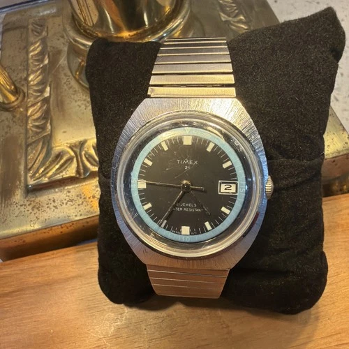 Vintage Timex 21 Men’s Mechanical Watch