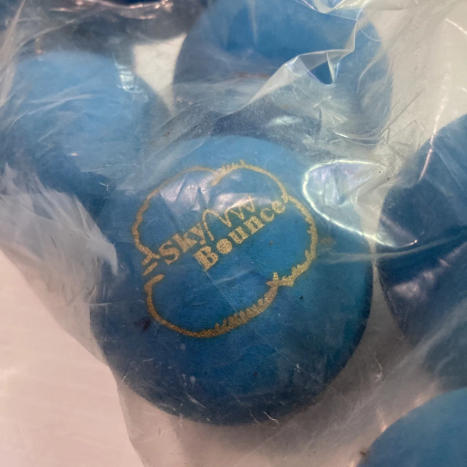 Lote de 12 bolas de goma Sky Bounce bolas de mano azules selladas nuevas Foto 2 de 3