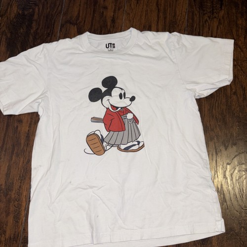 Uniqlo Disney shirt