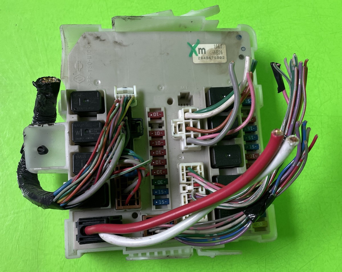 バッジ4 04-06 NISSAN ARMADA LE XTERRA TITAN BCM 284B67S002 W. WIRING