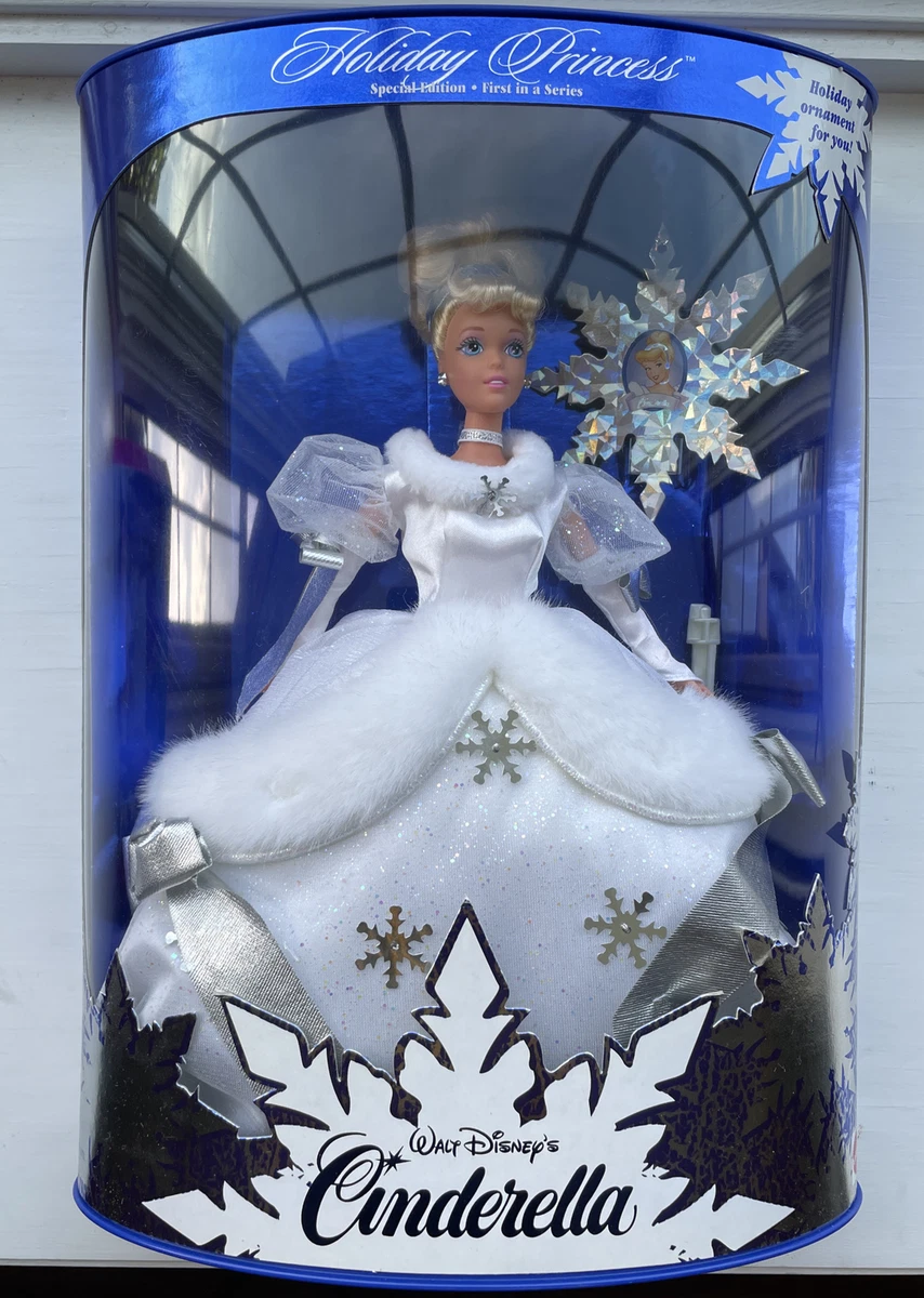 Walt Disney Holiday Princess Cinderella 1996 Collectible Doll Toy Barbie  NIB New