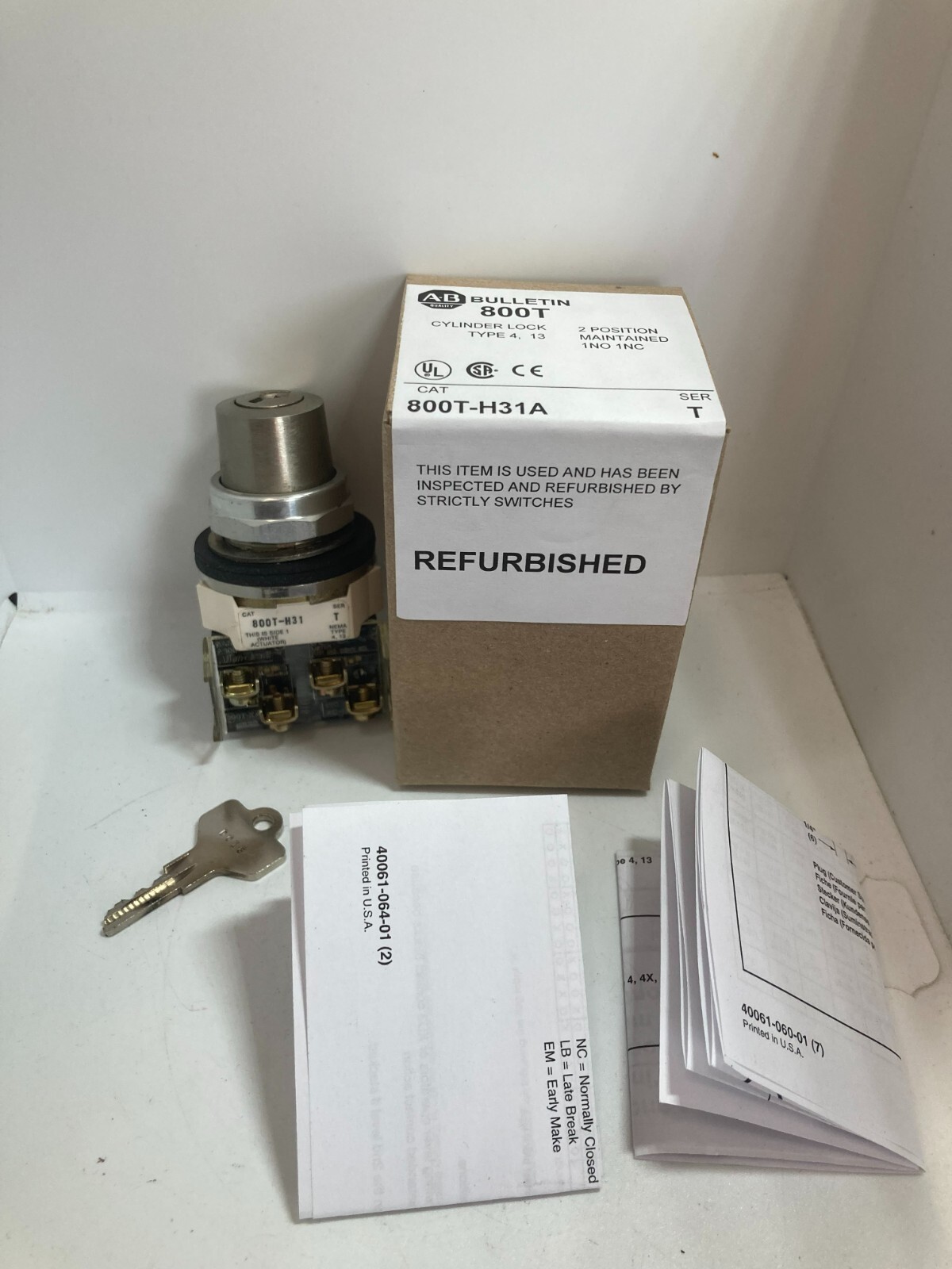 ALLEN BRADLEY 800T-H31A SELECTOR SWITCH CYLINDER LOCK 2 POS 1NO/1NC SERIES T