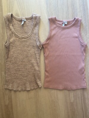 FOREVER NEW singlet Top Size XS Extra Small 2x Ribbed, Brown earthy tones