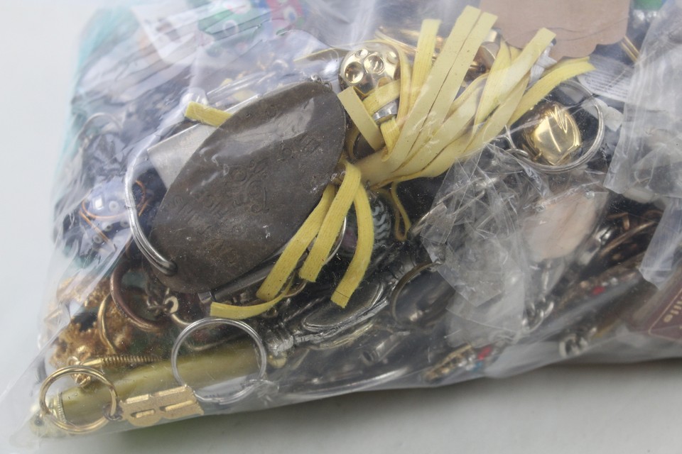 Job Lot Assorted & Unsorted Novelty Boxed Unboxed Key Rings Keyring eBay