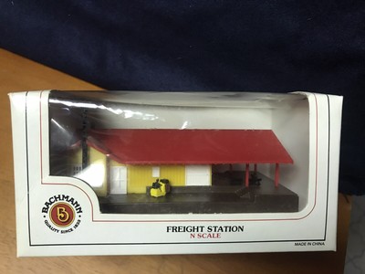 BACHMANNN N Scale Train Station, # 45907