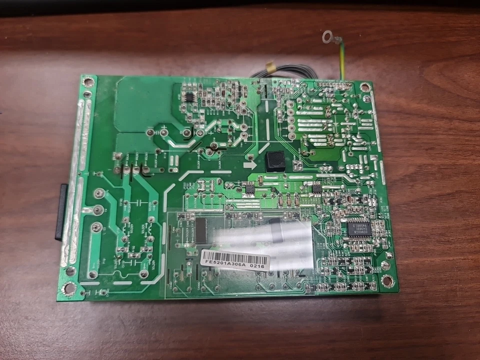 IBM MODEL:6734-AB9 Sheda di alimentazione AIP-0095 PCB REV:G monitor L170M - Image 4 of 4