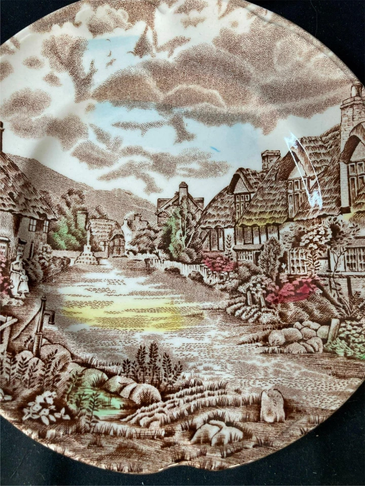 4) JOHNSON BROS OLDE ENGLISH COUNTRYSIDE DESSERT PLATES VGC — 第 2/4 张图片