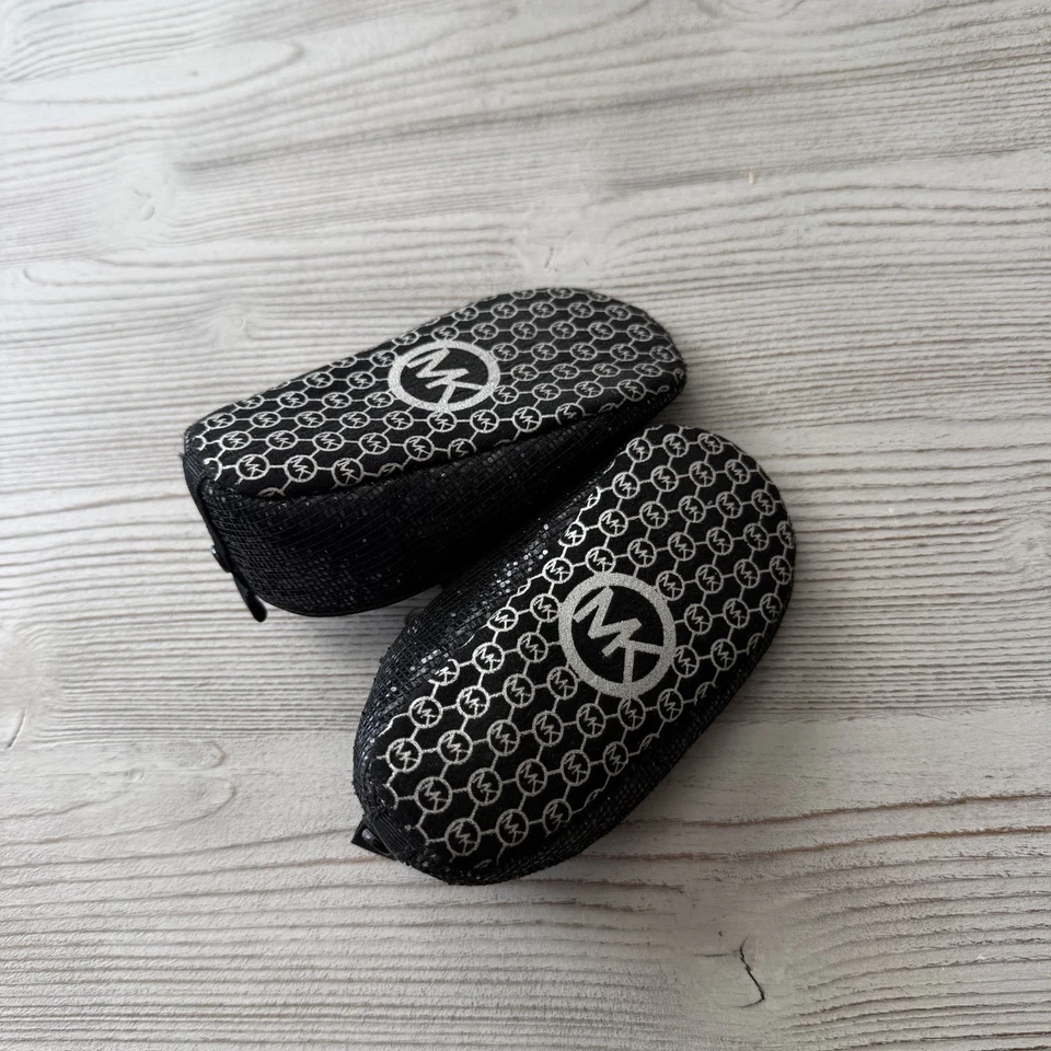 Zapato de vacaciones Michael Kors infantil ballet plano bebé negro brillante talla 4 suela suave Foto 2 de 4