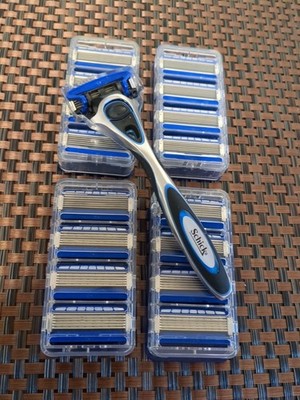 16 Schick Hydro 5 Razor Blades  Cartridges + 1 Metal Hydro 5 Razor New 