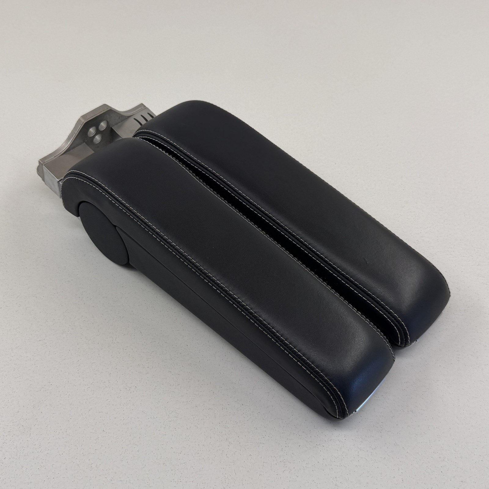 Bentley Flying Spur 2014-2018 Center console lid