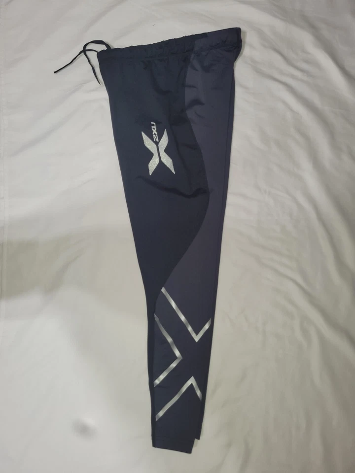 2XU Elite Women's Size Large MCS Compression Tights Leggings Black & Gray - Image 4 of 4