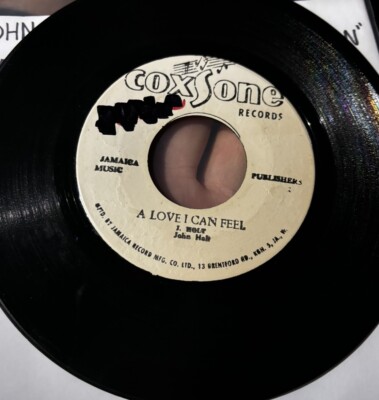 JOHN HOLT / A LOVE I CAN FEEL Love I Can Feel (Repress) - John