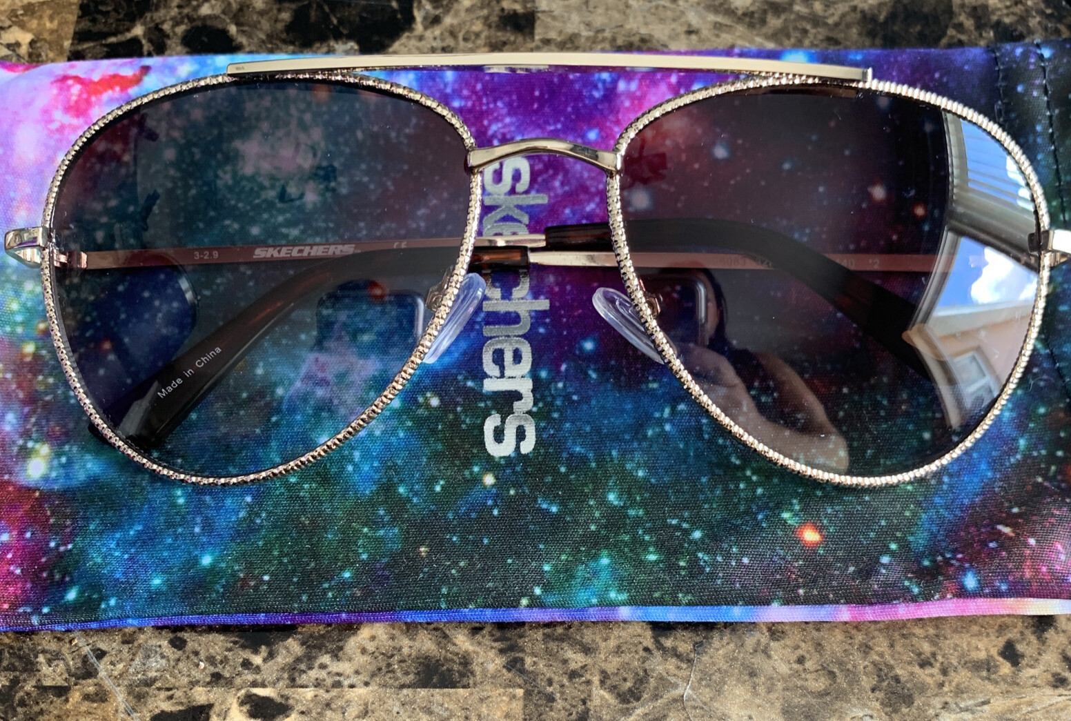 SKETCHERS AVIATOR Sunglasses With Cloth Case-no Scratches *-image