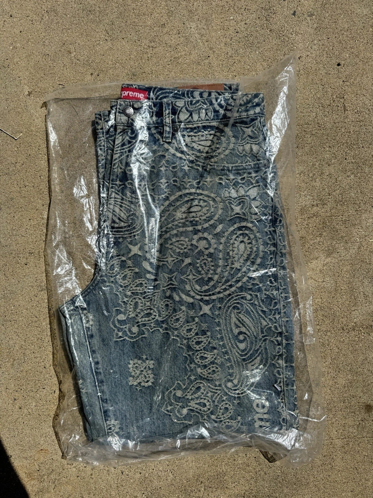 TAILLE 32   JEAN BAGGY JACQUARD BANDANA SUPRÊME (DENIM)   EXPÉDIÉ LE JOUR MÊME