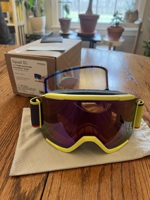 Smith Squad XL ChromaPop Ski Goggles High Voltage Frame Violet Mirror Lens Fog-X