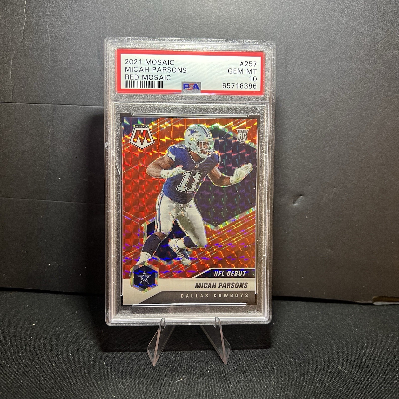 2021 Panini Mosaic - NFL Debut Micah Parsons #257 Red Mosaic Prizm (RC)