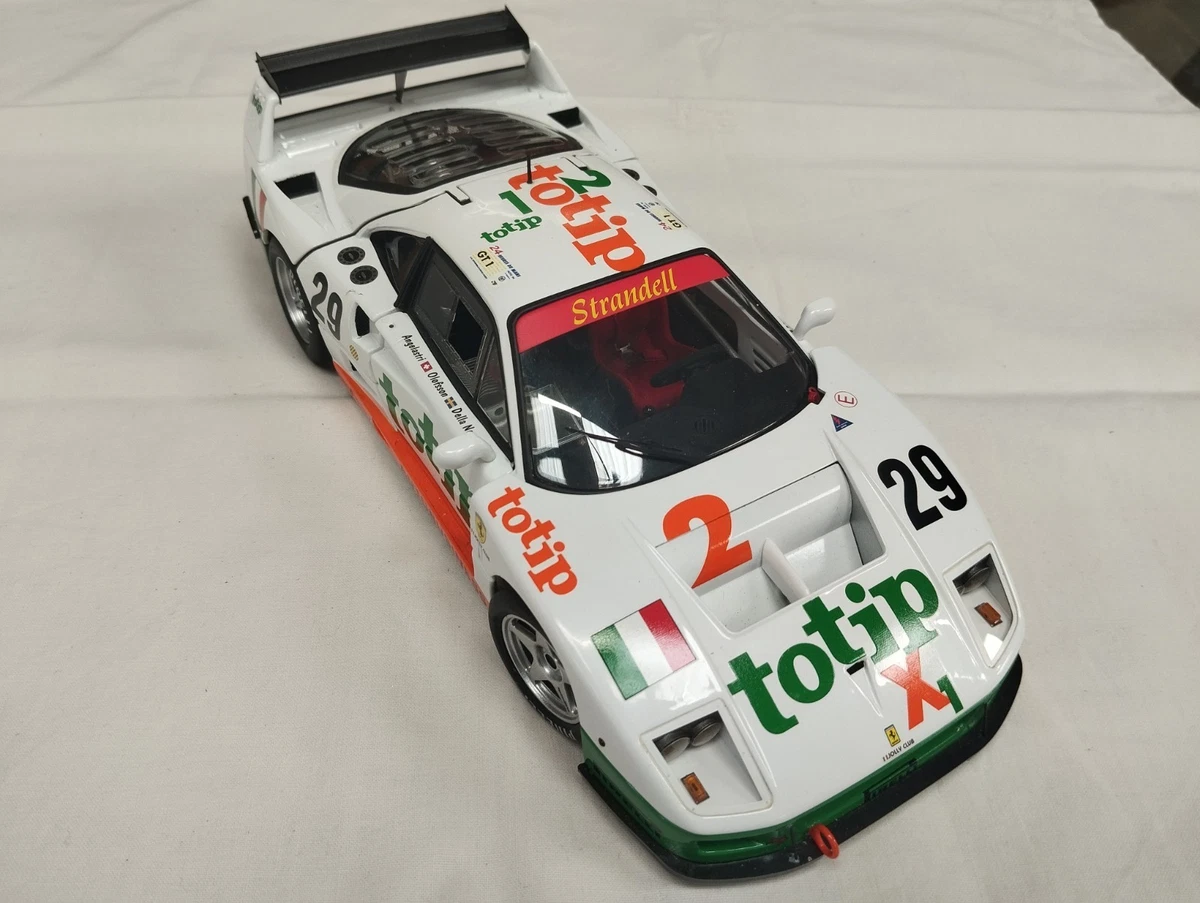 Ferrari F40 1/18 Hot Wheels? (pas Burago) - Modèle 1988 - Neuf
