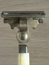 Vintage Eversharp Schick Injector Single Edge Safety Razor Bakelite Handle