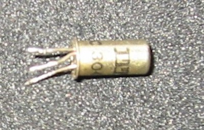 1 Stk. Germanium Transistor ITT OC304 Fuzz  Vintage gebraucht, geprüft