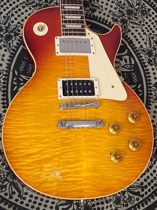 Gibson Custom Shop 60TH Anniversary 1959 Les Paul Standard Cherry Sunburst Fade