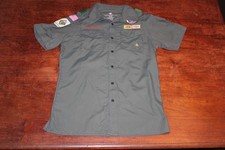 Boy Scouts of America BSA Men's Shirt Medium Venturing Green Sewn Patches Vented