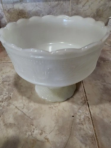 Vintage E.O. Brody Co #M6000 White Milk Glass Pedestal Compote Bowl Cleveland OH