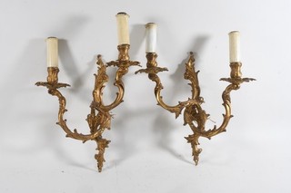 O60G24 Paar Bronze Wandlampen im Barockstil