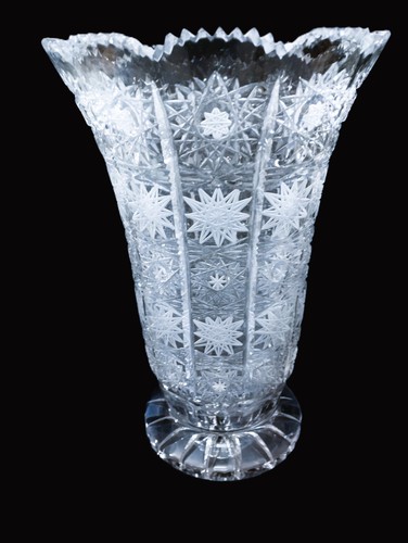 Czech bohemia crystal glass -Cut vase 36 cm/14in - Picture 3 of 3