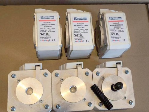 NEU Mersen Sicherung A070UD33TTI900 B300450 700V / 900A - Bild 1 von 5