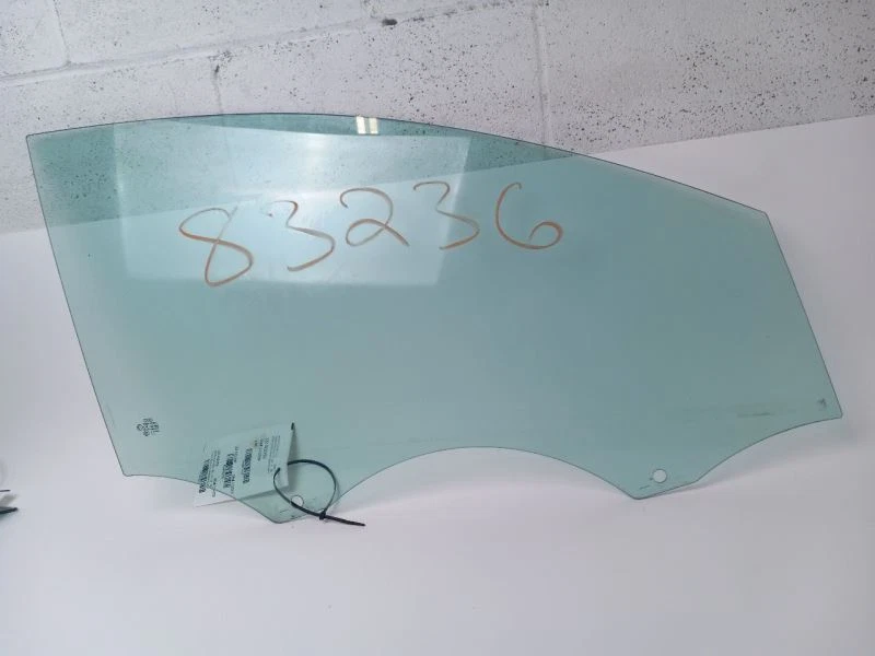 2007-2012 AUDI Q7 FRONT PASSENGER DOOR GLASS - Image 3 of 4