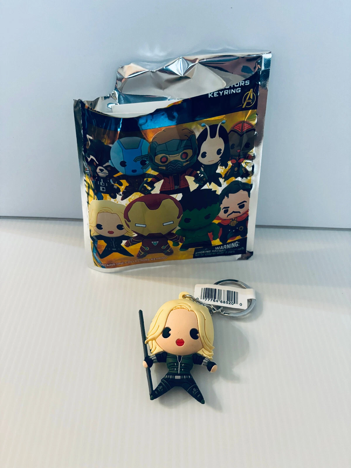 s-l1600 Avengers: Infinity War   3D Figural Keychain by Monogram   Black Widow