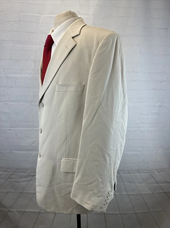 Blazer Andrew Fezza para hombre gris claro blanco roto 100 % seda tres botones 44S $495 Foto 3 de 4