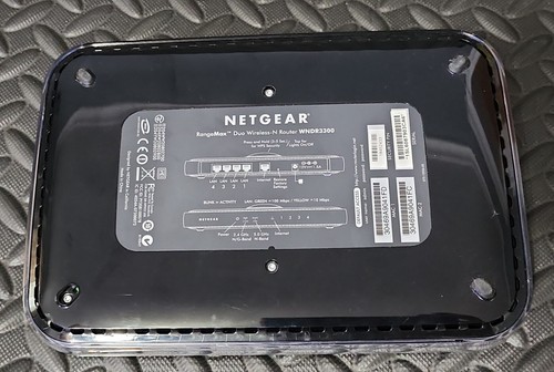 Netgear N300 Wireless Dual Band Router WNDR3300 - Picture 12 of 16
