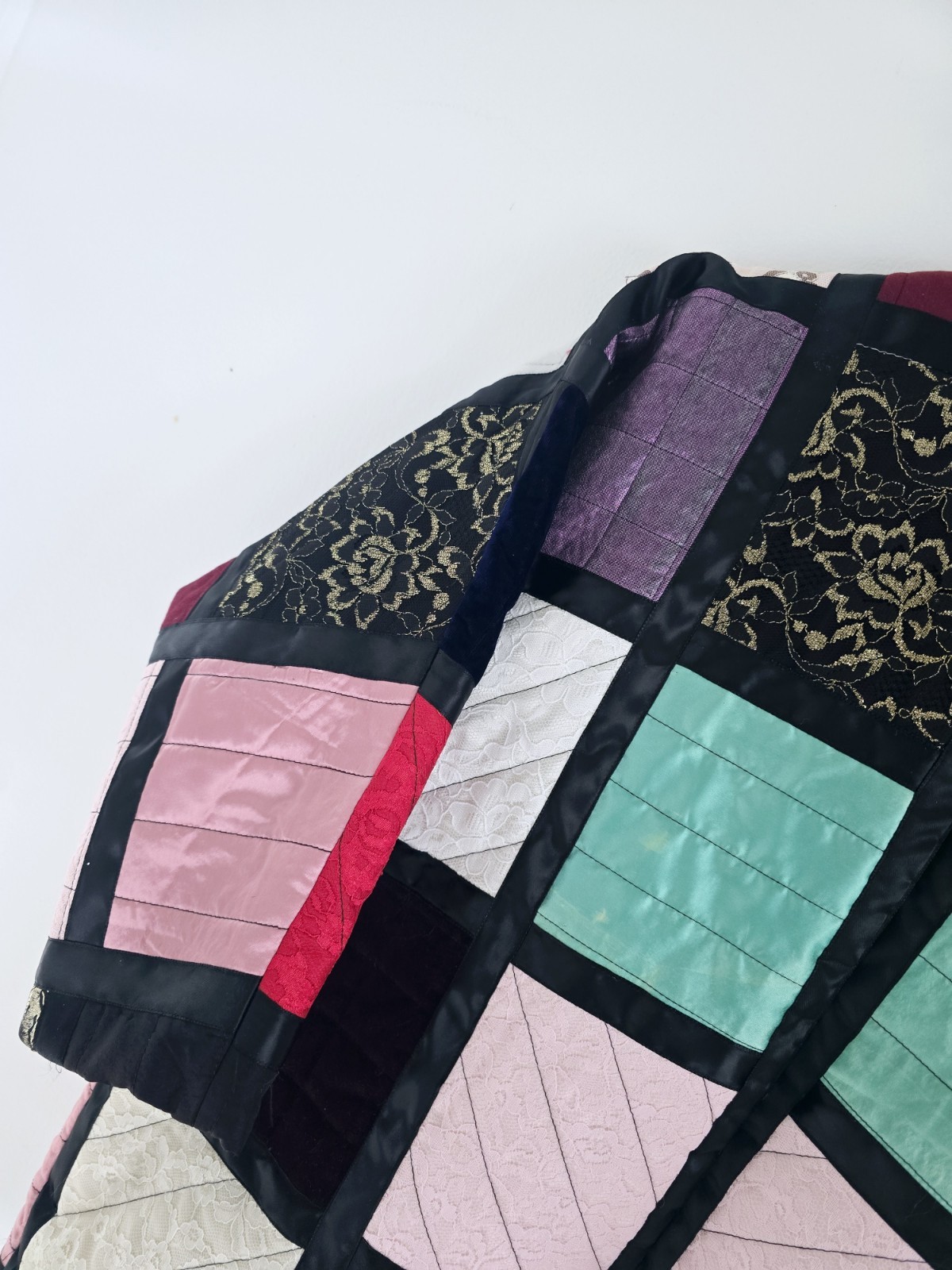 Quilted Patchwork Satin Square Jacket 2X Handmade… - image 8