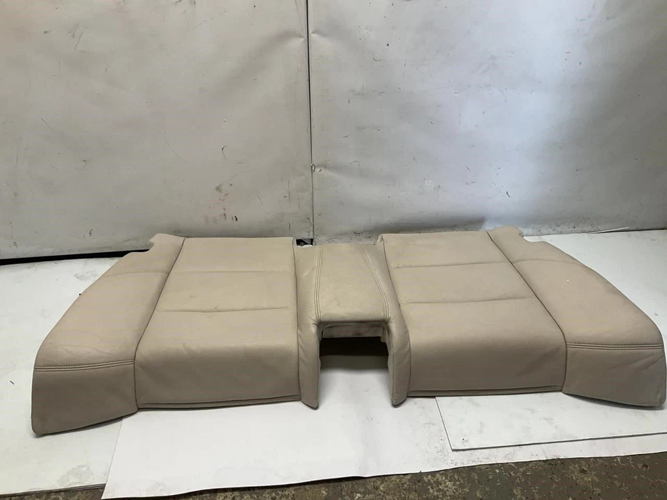 06-13 Volvo C70 T5 Convertible Asiento Trasero Pasajero Cubierta Cojín Inferior P Foto 2 de 4