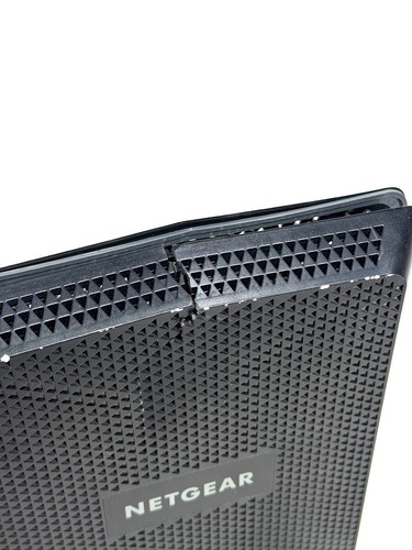 NETGEAR Nighthawk AC1900 C6900 Cable Modem Router, Cosmetic Damage - Picture 9 of 10