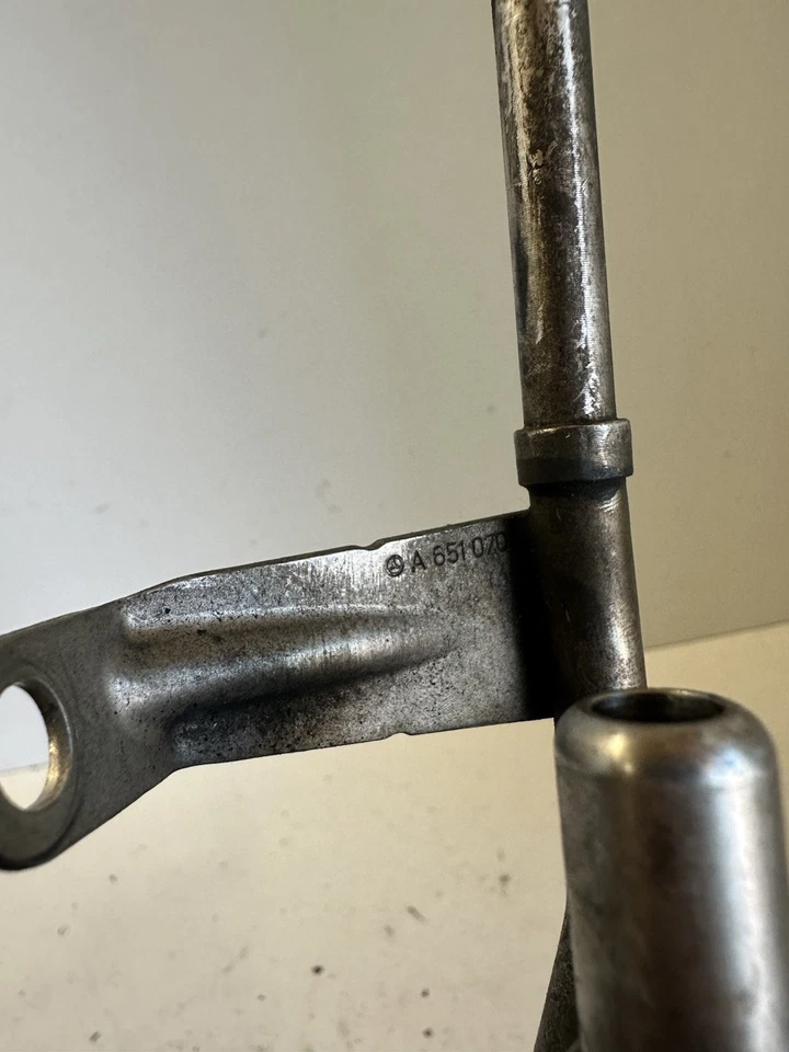 Jeep Compass Fuel Line Pipe a6510700132 Genuine 2.2 Crd 2011 - Image 4 of 4