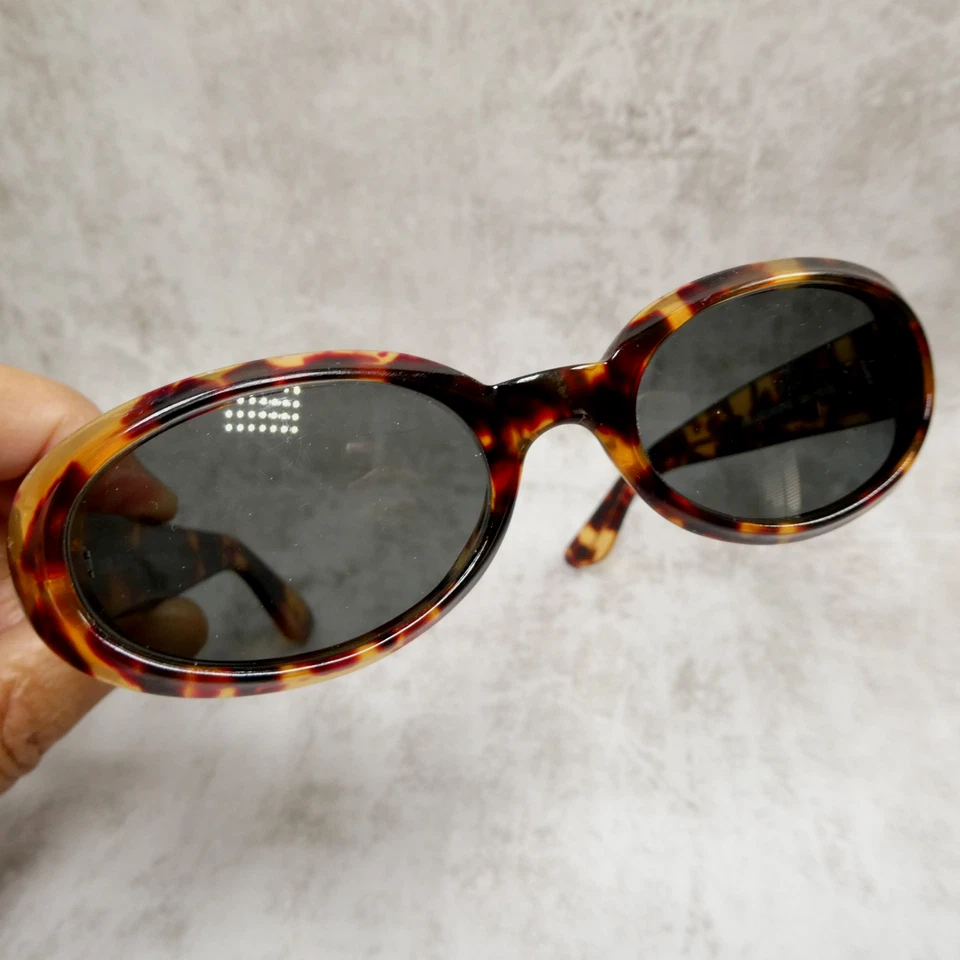 Óculos de sol Gucci marrom tartaruga oval SOMENTE ARMAÇÕES - GG2419/N/S 51-20-135 Itália - Imagem 2 de 4
