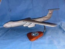 USAF Lockheed C 141B Starlifter Jet Transport Aircraft Model 1/100