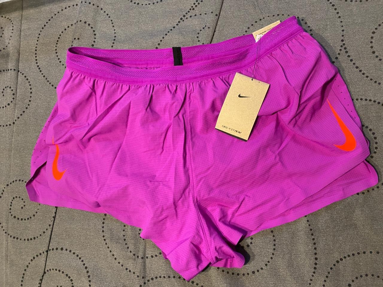 Foto 1 di 4
