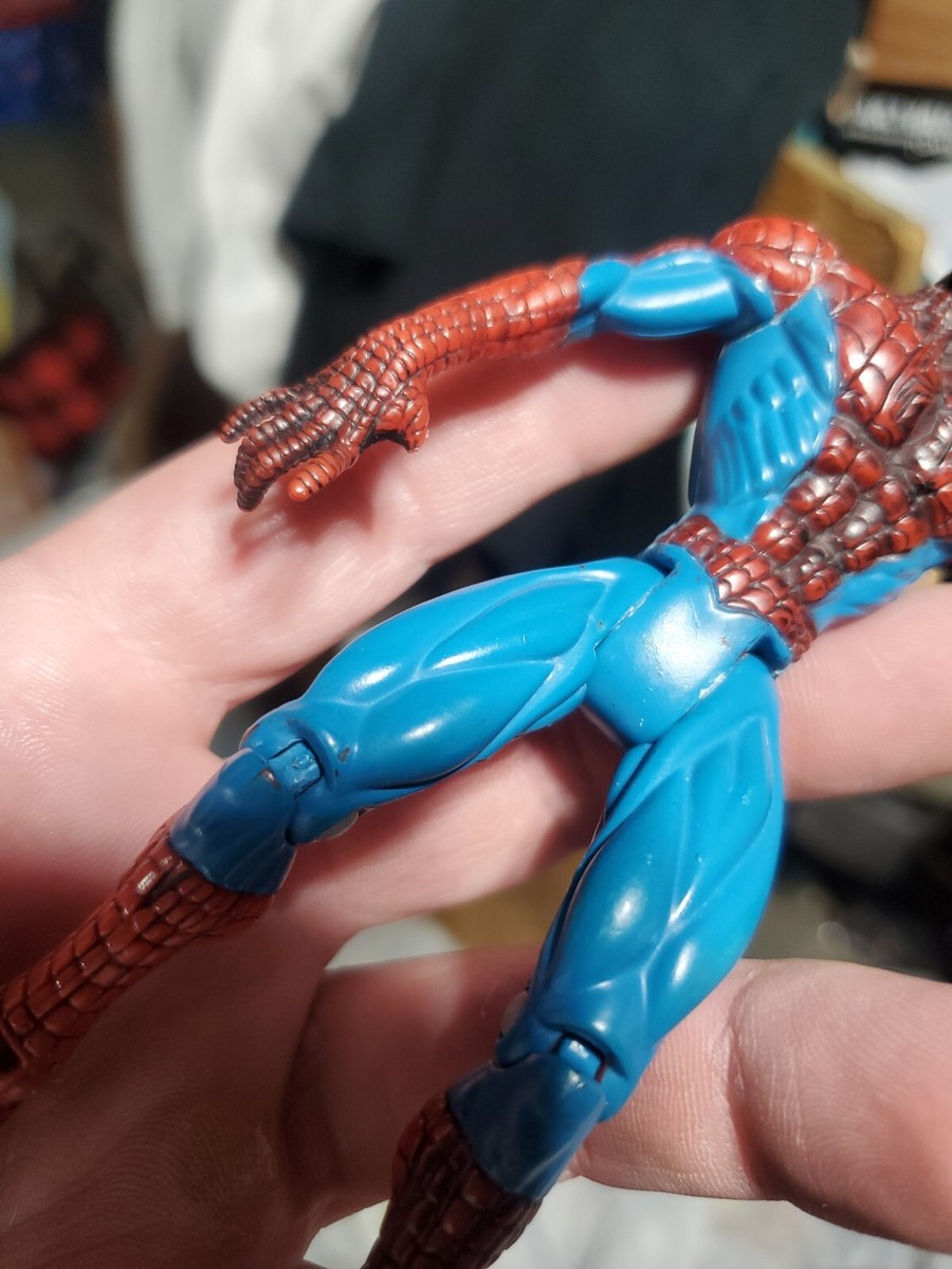 TOYBIZ SPIDER MAN STRIDER　MARVEL CAPCOM Marvel Vs Capcom Spider-Man & Strider ToyBiz Figures - YouTube