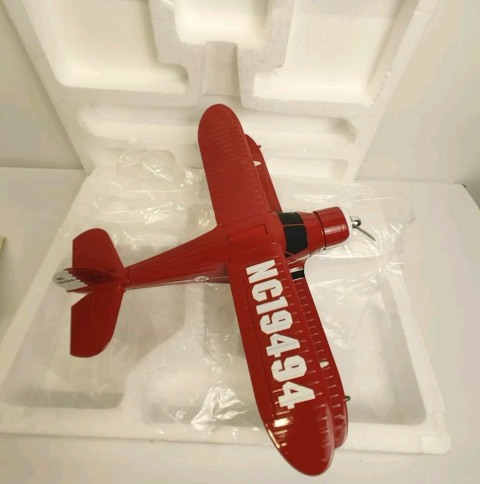 Ertl Wings Of Texaco Staggerwing 1939 Beechcraft D17S Diecast Plane  - Image 4 of 4
