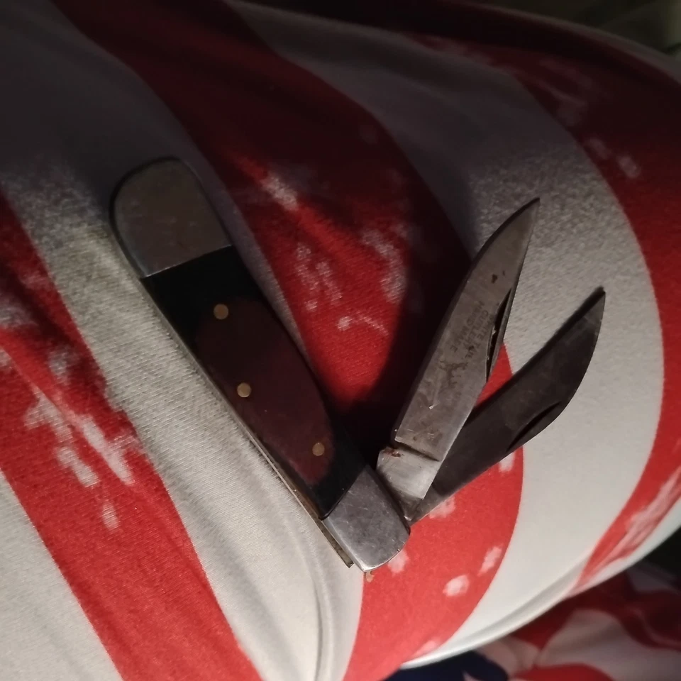 Cuchillo vintage de 2 hojas hecho a mano para cubiertos de cola blanca  Foto 4 de 4