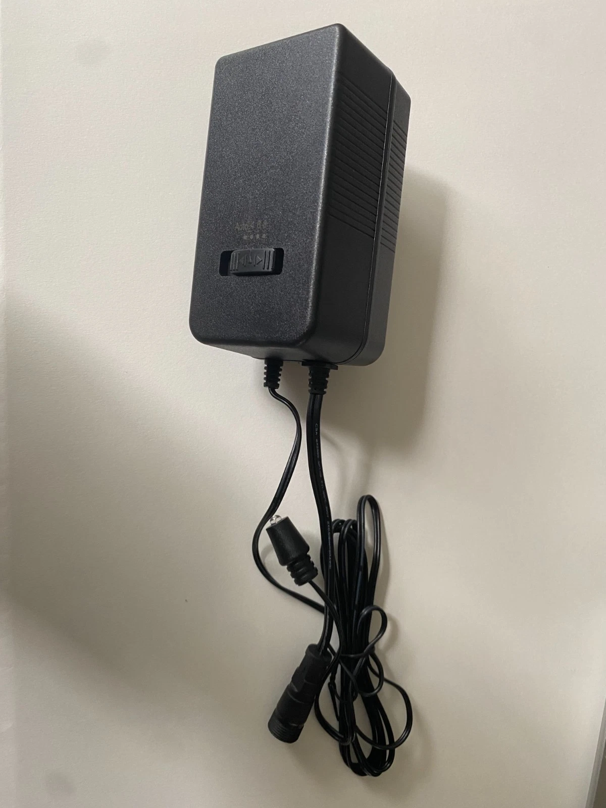 BETTER HOMES AND GARDENS 45 WATT QUICKFIT TRANSFORMER W SENSOR (more lights)