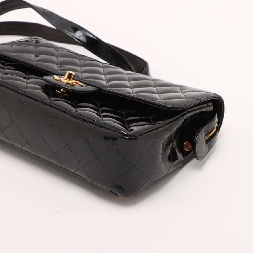 Ultra Rare◇CHANEL Matelassé Patent Leather Shoulder Bag  display picture 1