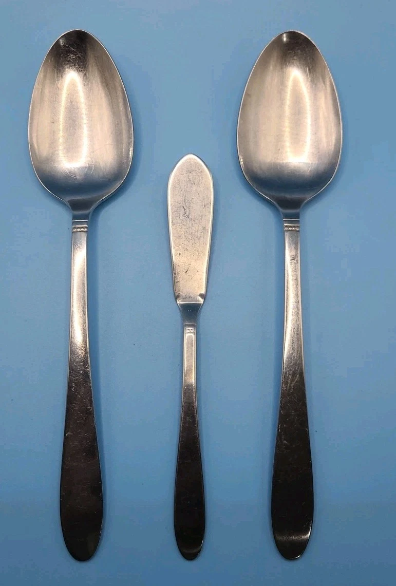 VTG Oneida Community "Estate" Two Serving Spoons & Spreader Stainless Flatware