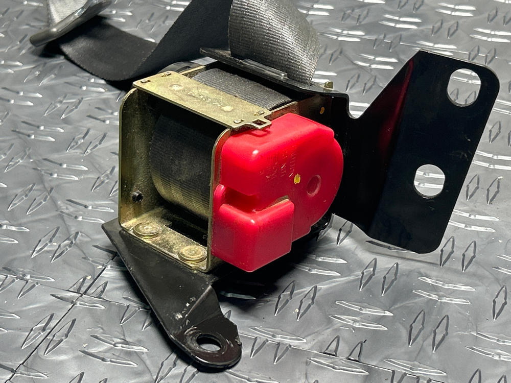 Ford GT 1999-2004 Front Left Seat belt