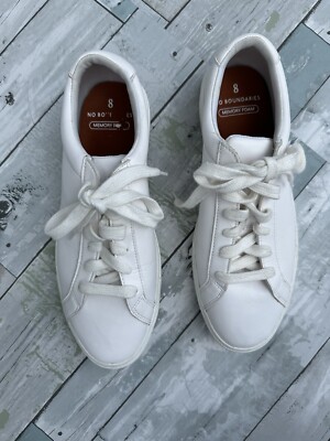 No Boundaries All White Polyurethane Memory Foam Platform Sneakers Womens  Sz 8W