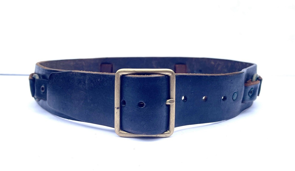 Vintage Dark Brown Leather Brass Ring Belt 36 Unstamped Vintage Dark Brown Leather Brass Ring Belt 36 Unstamped