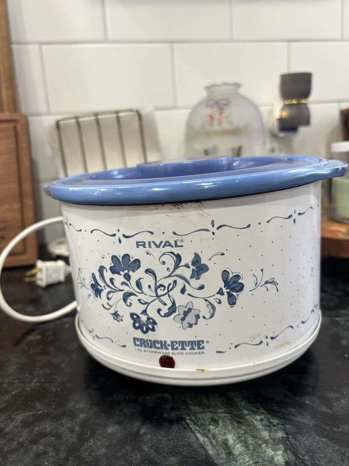 Rival Crockette One Quart Crock Pot Blue Vintage Flowers Works 1Q